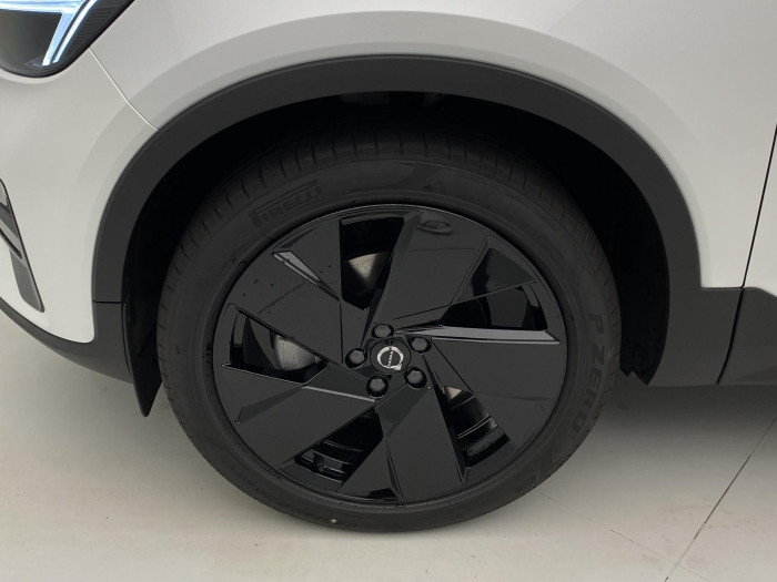 Volvo XC40 B3 AUT PLUS BLACK EDITION