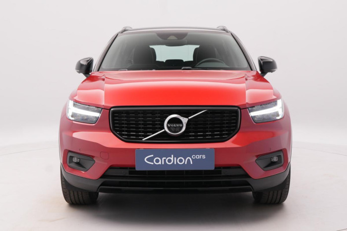 Volvo XC40 B4 R-DESIGN AUT 1.maj