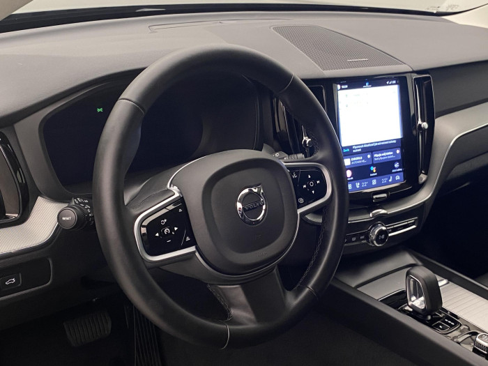 Volvo XC60 B5 AWD DARK PLUS AUT