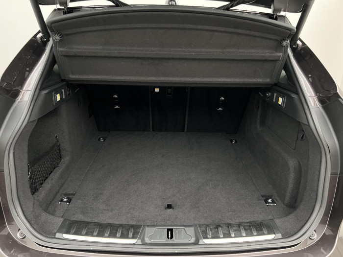 Jaguar F-Pace P400 R-DYNAMIC SE AWD AUT CZ 3.0 Dynamic SE