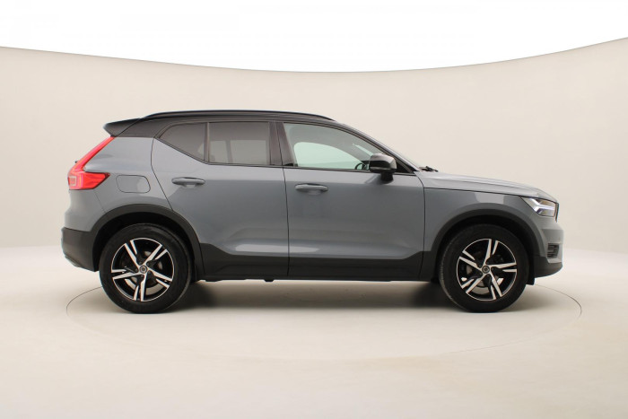 Volvo XC40 T3 R-DESIGN AUT 1.maj