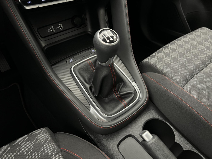 MG ZS 1.5 ESSENTIAL PLUS CZ 1.maj.