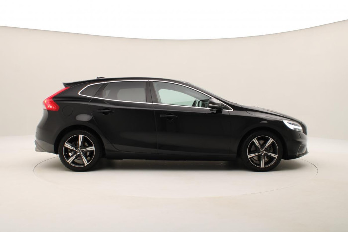 Volvo V40 T3 R-DESIGN AUT PANORAMA 1.5 Panorama