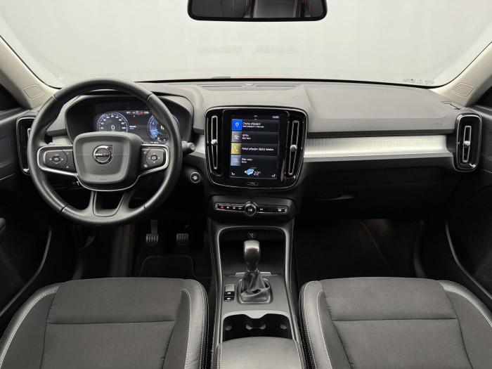 Volvo XC40 T3 MOMENTUM CZ 1.maj. 1.5 Momentum