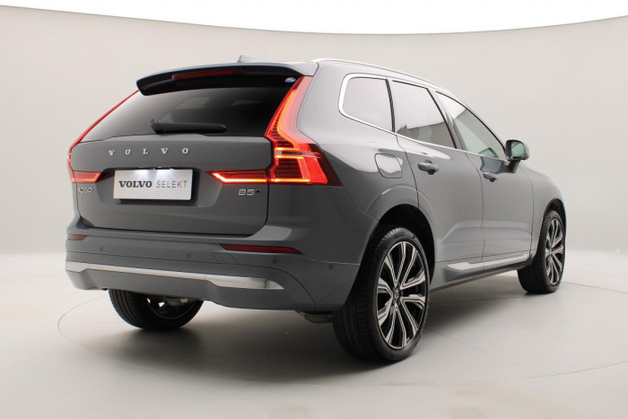 Volvo XC60 B5 AWD ULTIMATE AUT REZERAVCE