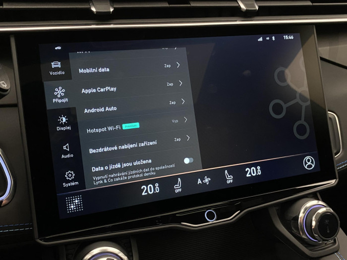 Lynk & Co 01 PHEV DCT AUT 1.maj REZERVACE