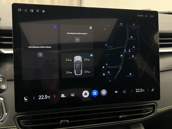 Lynk & Co 01 MORE PHEV