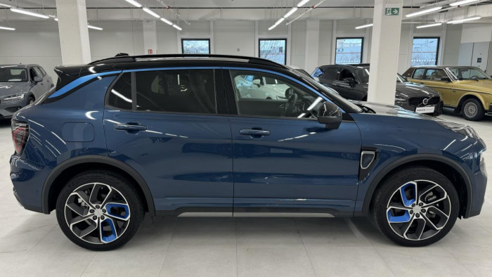 Lynk & Co 01 PHEV DCT AUT