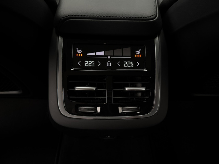 Volvo V60 CC B5 AWD PLUS BRIGHT 1.maj