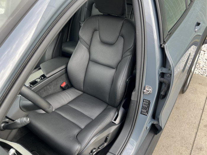 Volvo V60 CROSS COUNTRY B4 AWD Aut 1.maj