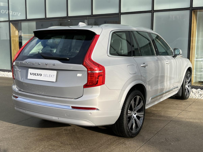 Volvo XC90 T8 AWD ULT. BRIGHT 7MÍSTNÁ Aut