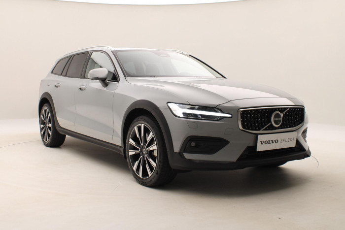 Volvo V60 CC B5 AWD PLUS AUT 1.maj.