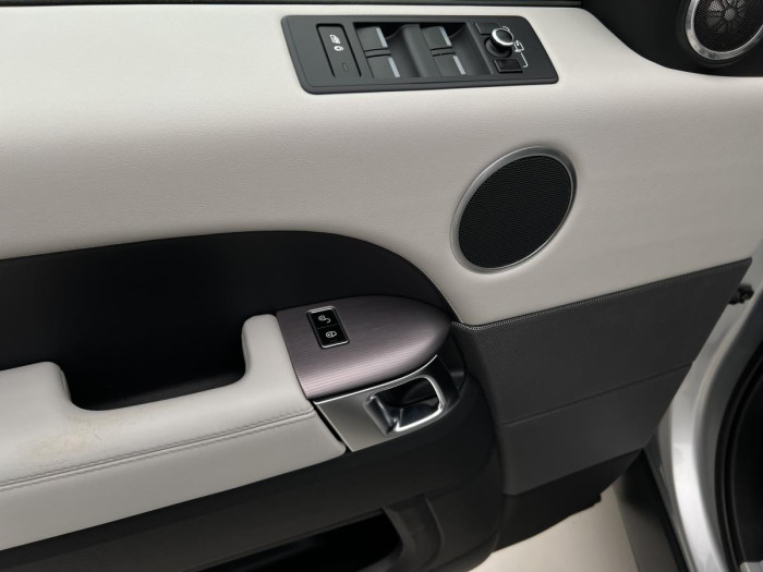 Land Rover Range Rover Sport 3.0 TDV6 HSE AWD AUT