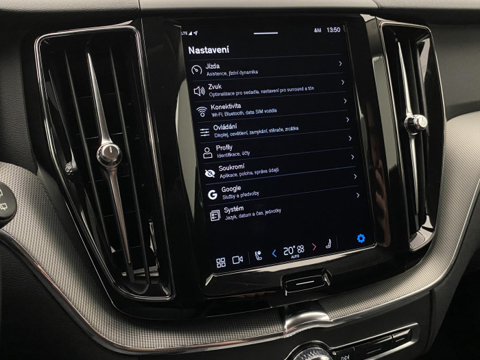 Volvo XC60 B4 AWD DARK PLUS AUT