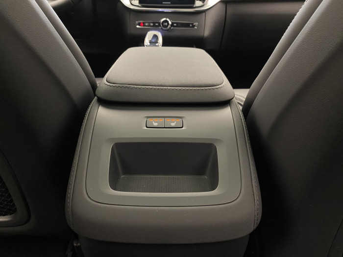 Volvo XC90 B5 AWD BLACK EDITION PLUS 7m