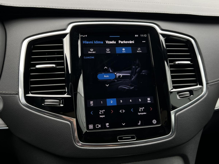 Volvo XC90 B5 AWD DARK ULT. 7MÍSTNÁ Aut
