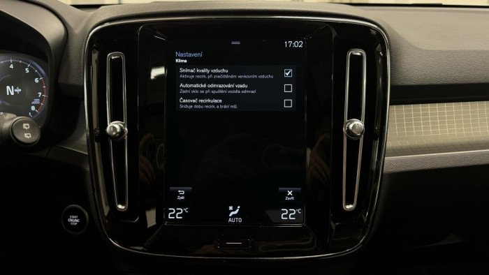 Volvo XC40 T3 MOMENTUM REZERVACE 1.5 Momentum