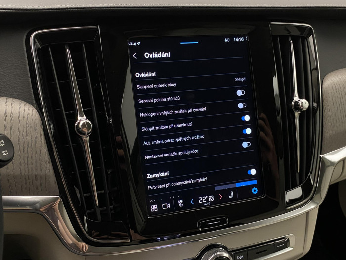 Volvo V90 T6 AWD Plug-in DARK PLUS AUT