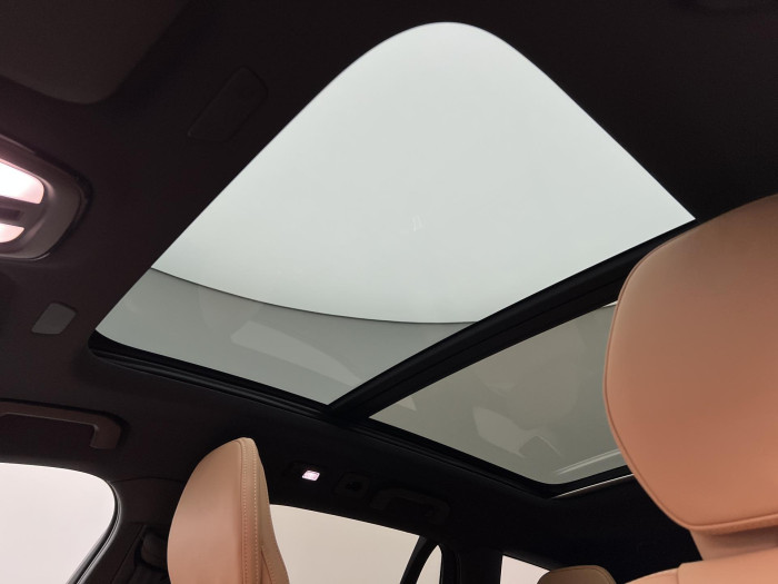 Volvo V60 B4 DARK ULTRA AUT