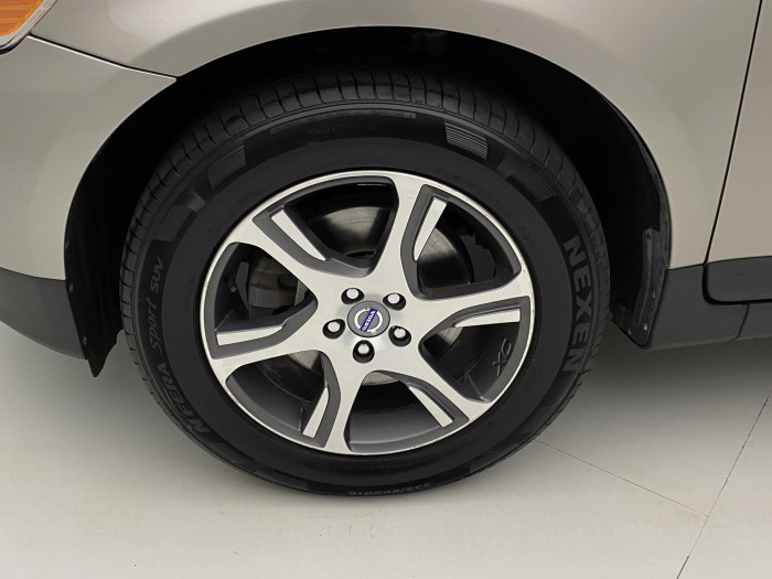 Volvo XC60 D5 AWD SUMMUM AUT CZ 2.4 d Summum