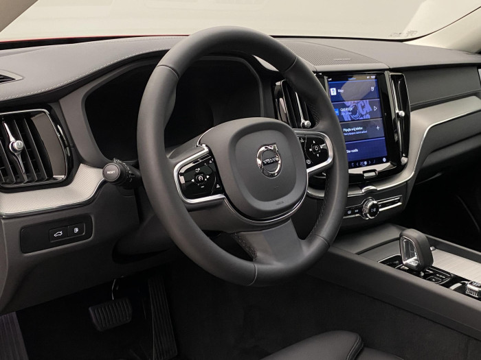 Volvo XC60 T8 AWD RECHARGE DARK ULTIMATE