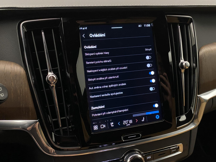 Volvo V90 T6 AWD PLUS BRIGHT REZERVACE