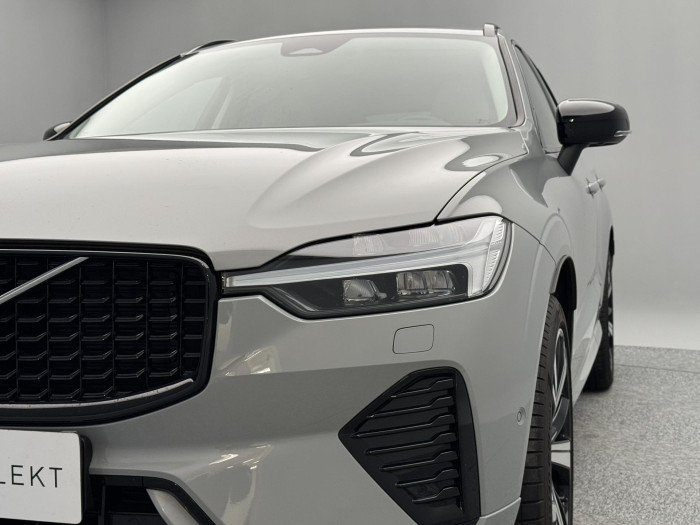 Volvo XC60 B5 AWD DARK ULTRA CZ 1.maj