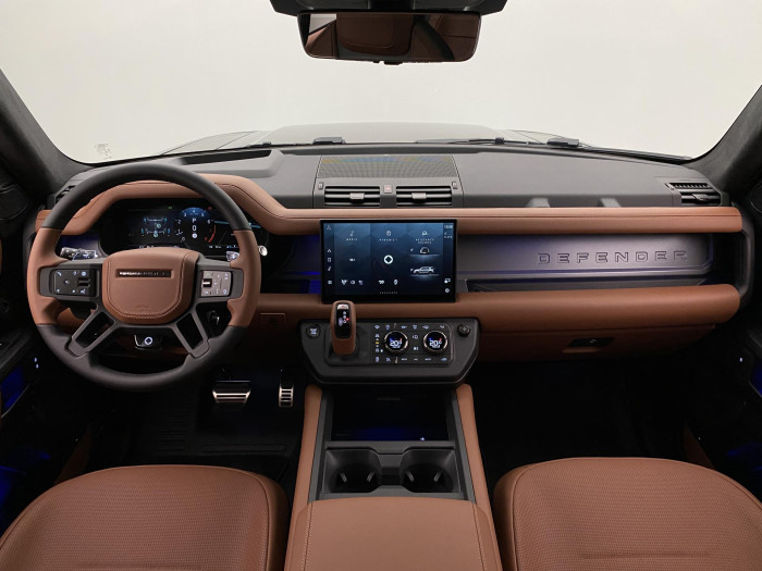 Land Rover Defender P635 OCTA AWD AUT