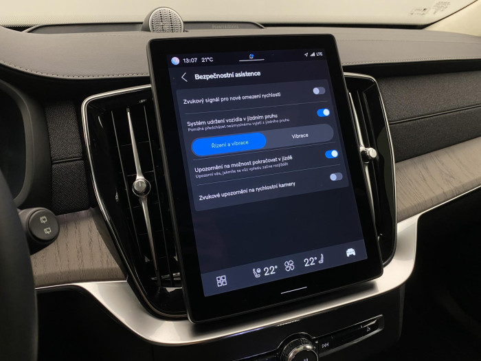 Volvo XC90 T8 AWD RECHARGE DARK ULTRA