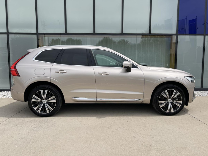 Volvo XC60 T8 AWD BRIGHT ULT. RECHARGE