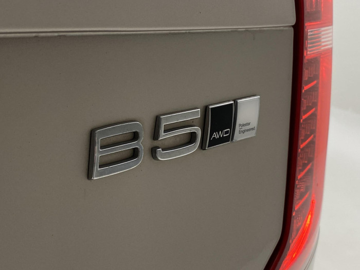 Volvo XC90 B5 AWD DARK PLUS AUT CZ