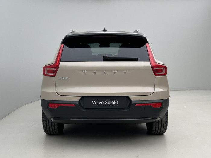 Volvo EX40 ULTRA SINGLE MOTOR EXT. RANGE