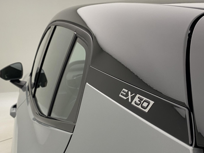 Volvo EX30 PURE ELECTRIC SINGLE PLUS RWD