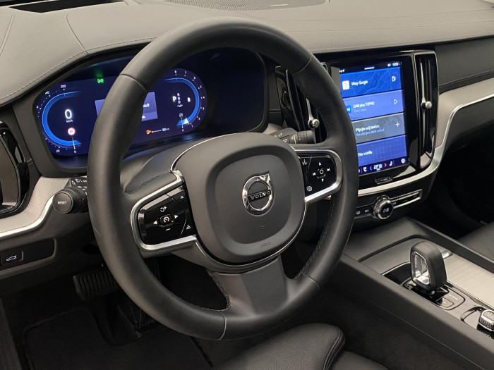 Volvo S60 B5 AWD ULTIMATE DARK AUT CZ