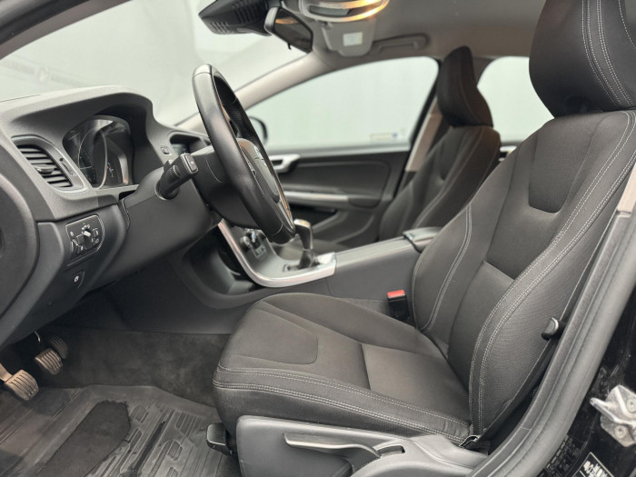 Volvo V60 D4 NAVIGACE CZ 2.0 d