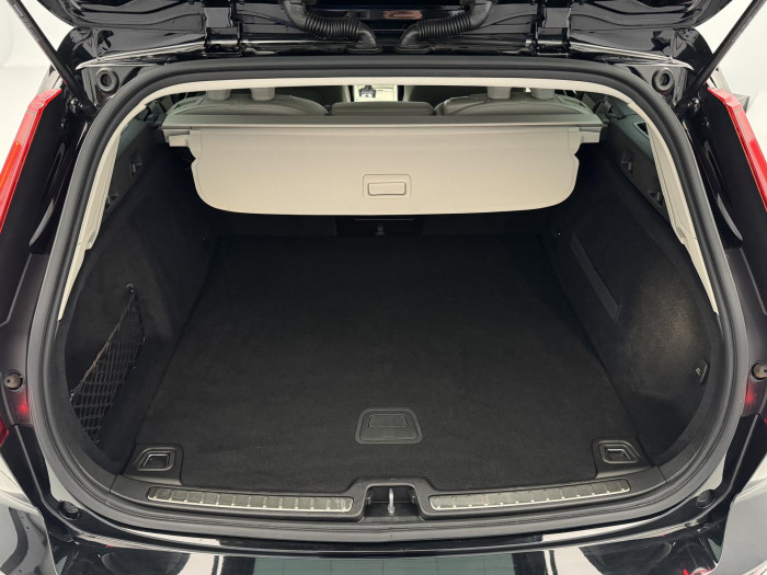 Volvo V60 T4 MOMENTUM AUT CZ 1.maj 2.0 Momentum