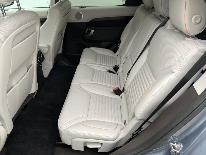 Land Rover Discovery 3.0 TDV6 HSE AWD Aut CZ