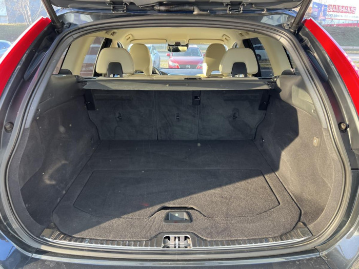 Volvo XC60 D4 AWD SUMMUM Aut 1.maj. 2.4 d Summum