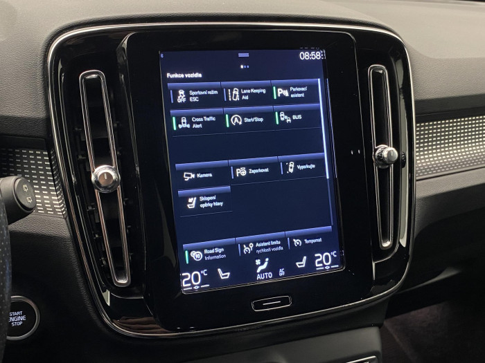 Volvo XC40 D4 AWD R-DESIGN AUT 2.0 d