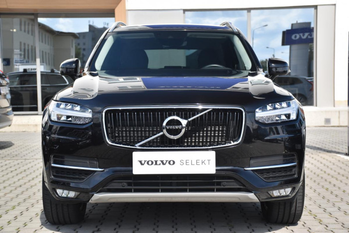 Volvo XC90 D5 AWD MOMENTUM REZERVACE 2.0 d Momentum