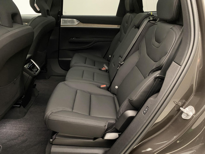 Volvo EX90 PURE ELECTRIC TWIN ULTRA 7míst