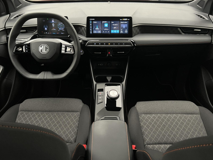 MG MG3 1.5 EMOTION Hybrid+ AUT CZ