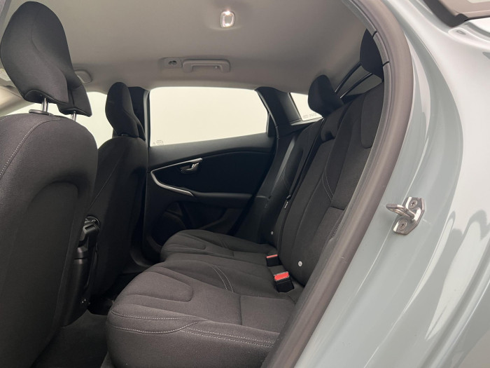 Volvo V40 CC D3 NEZ.TOPENÍ 2.0 d CC CC