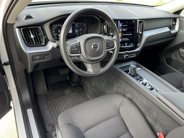 Volvo XC60 B4 AWD MOMENTUM Aut 1.maj. 2.0 Momentum