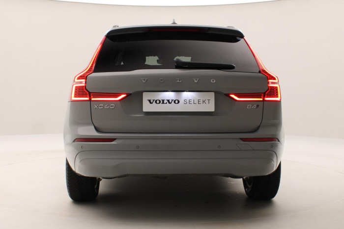 Volvo XC60 B4 AWD CORE AUT CZ 1.maj