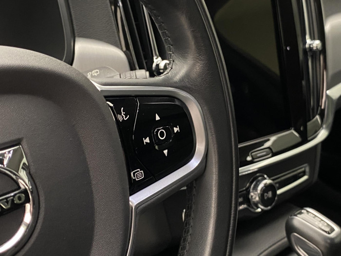 Volvo V90 D5 AWD MOMENTUM AUT 2.0 d Momentum