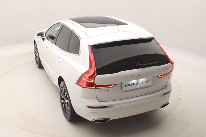 Volvo XC60 B4 AWD INSCRIPTION REZERVACE