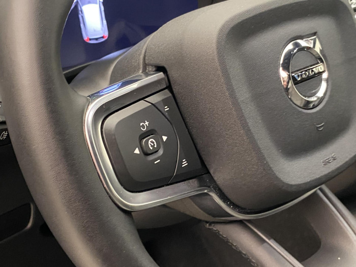 Volvo XC40 B3 DARK PLUS AUT CZ