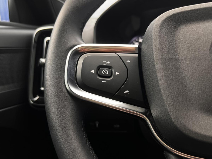 Volvo XC40 B4 MOMENTUM Aut 1.maj. 2.0 Momentum