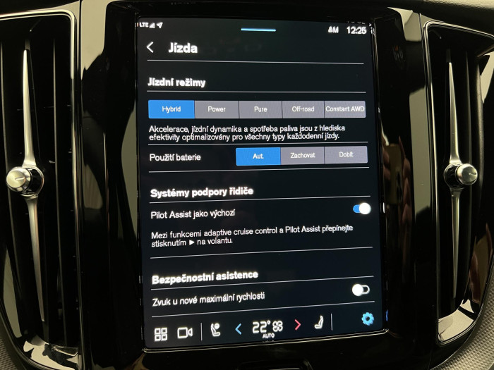 Volvo XC60 T6 AWD RECHARGE BLACK EDITION 2.0 Edition